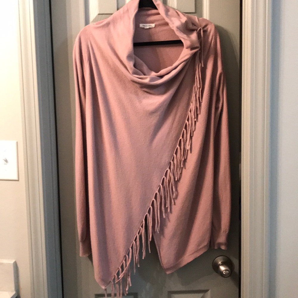 Tea n rose sweater Sz M/L